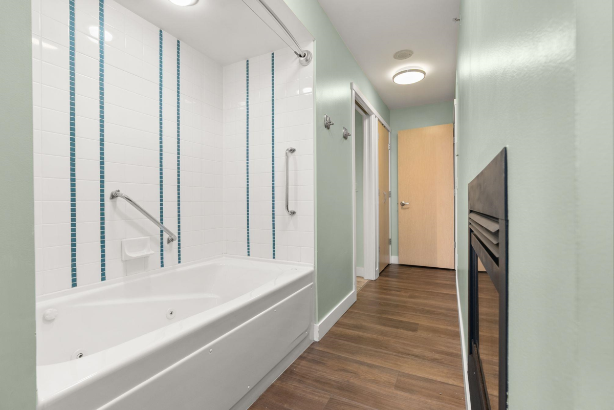 Hot Tub / Spa Photo of 2901 969 Richards Street, Vancouver, BC