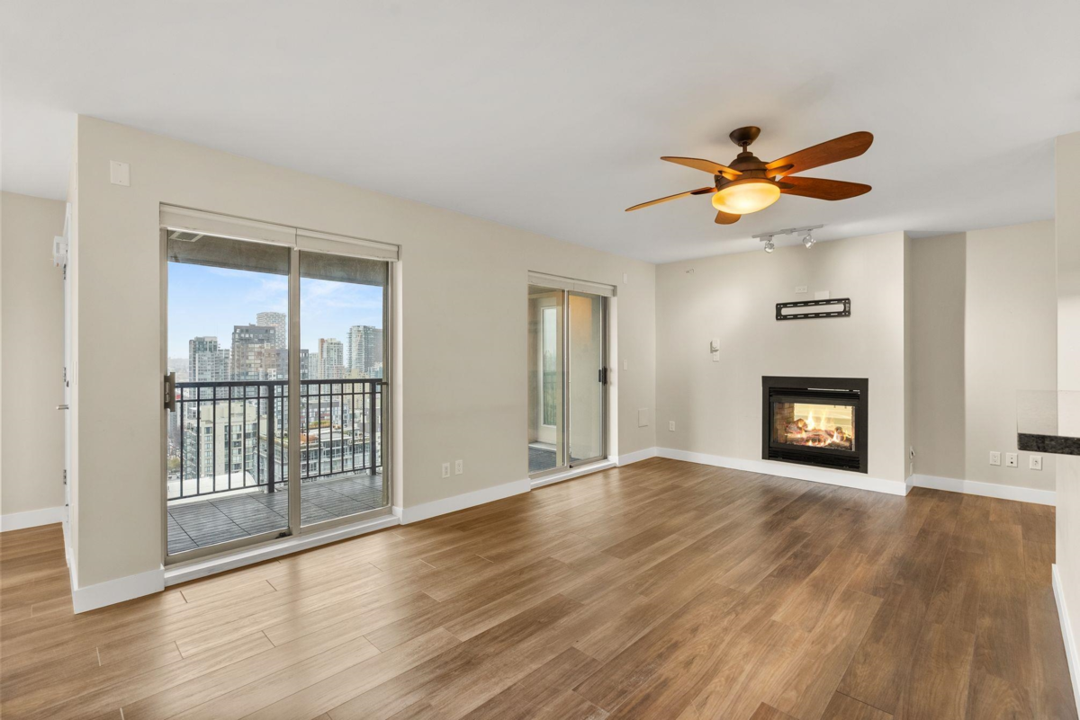 Primary Bathroom Photo of 2901 969 Richards Street, Vancouver, BC