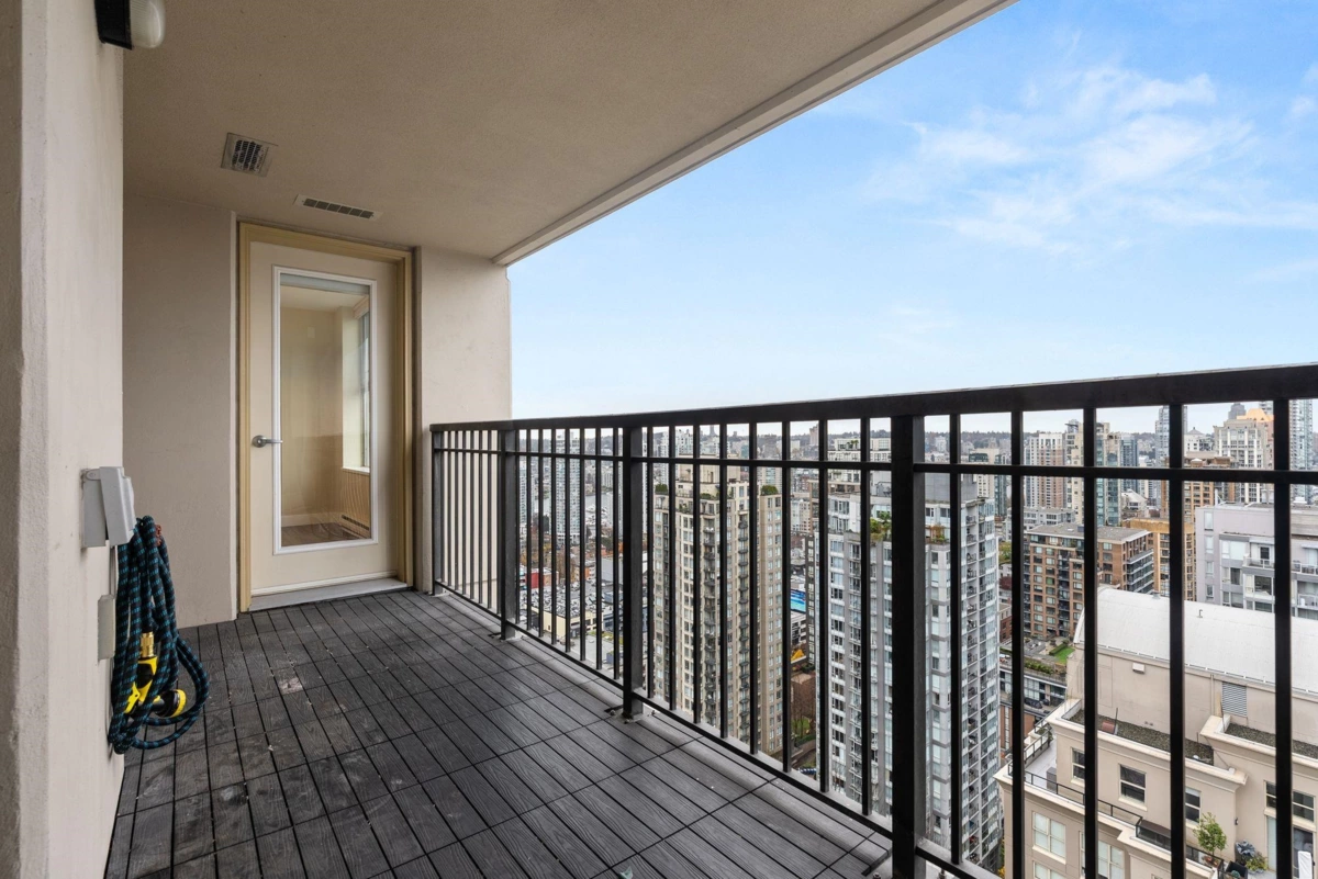 Staircase Photo of 2901 969 Richards Street, Vancouver, BC