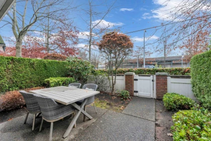 Hot Tub / Spa Photo of 16 11393 Steveston Highway, Richmond, BC