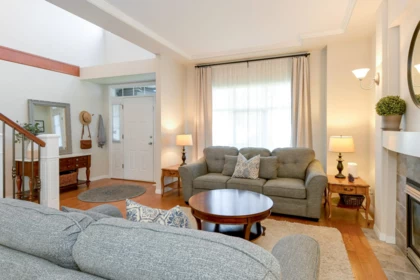 18290 Claytonwood Crescent, Surrey, BC, Surrey — Single Family Residence for sale