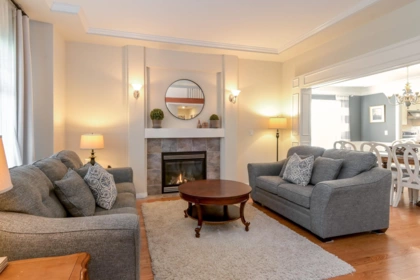 18290 Claytonwood Crescent, Surrey, BC, Surrey — Single Family Residence for sale