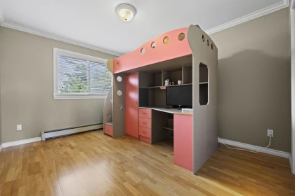 Laundry Room Photo of 4131 Blundell Road, Richmond, BC