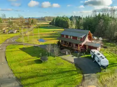 1061 216 Street, Langley, BC, Langley — Single Family Residence for sale