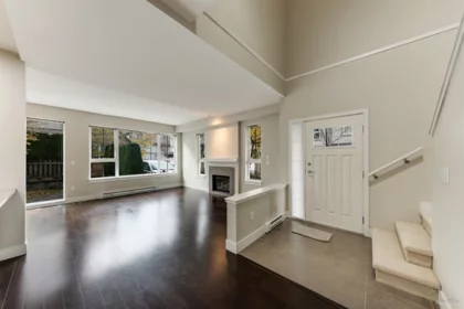 213 2501 161a Street, Surrey, BC
