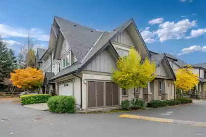 213 2501 161a Street, Surrey, BC