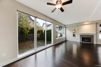 Primary Bathroom Photo of 213 2501 161a Street, Surrey, BC