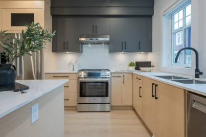Guest Bathroom Photo of 3 4829 48 Avenue, Ladner, BC