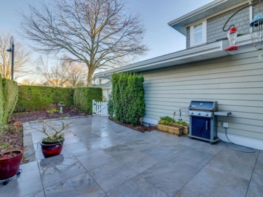 Outdoor Kitchen Photo of 90 5900 Ferry Road, Delta, BC