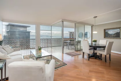 902 2135 Argyle Avenue, West Vancouver, BC, West Vancouver — Apartment/Condo for sale