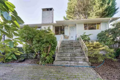 2285 Viewlynn Drive, North Vancouver, BC, North Vancouver — Single Family Residence for sale