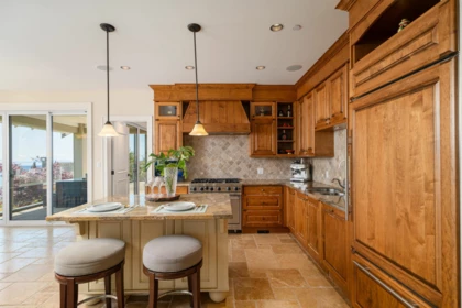 Office / Den Photo of 2356 Kadlec Court, West Vancouver, BC