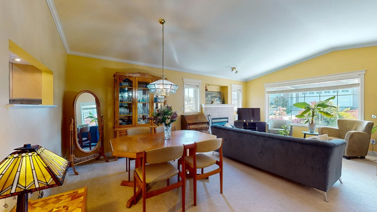 Kitchen Photo of 5722 Emily Way, Sechelt, BC