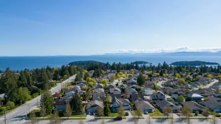 Hot Tub / Spa Photo of 5722 Emily Way, Sechelt, BC