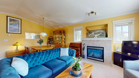Kitchen Island Photo of 5722 Emily Way, Sechelt, BC