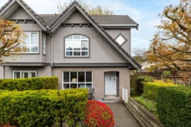 6 258 W 14th Street, North Vancouver, BC