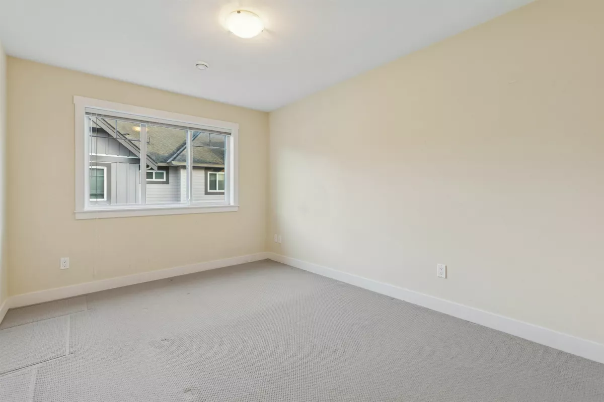 Walk-In Closet Photo of 15 9699 Sills Avenue, Richmond, BC