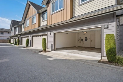 Hot Tub / Spa Photo of 15 9699 Sills Avenue, Richmond, BC