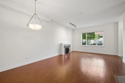 Kitchen Photo of 15 9699 Sills Avenue, Richmond, BC