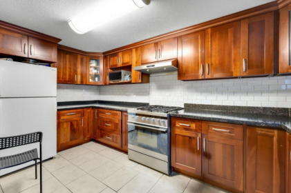 7674 Burris Street, Burnaby, BC, Burnaby — Single Family Residence for sale