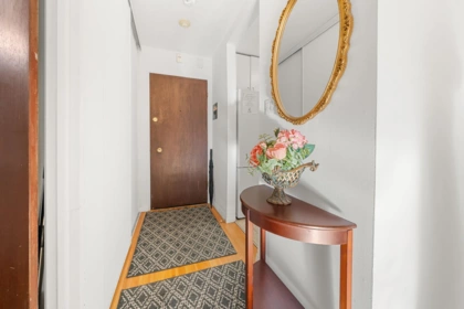 Mudroom Photo of 3 135 W 21st Street, North Vancouver, BC