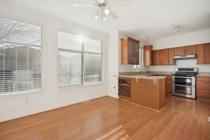 9 12900 Jack Bell Drive, Richmond, BC, Richmond — Townhouse for sale