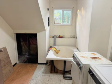 Powder Room Photo of 8 694 School Road, Gibsons, BC