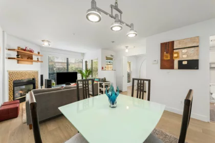 Kitchen Island Photo of 2388 Alder Street, Vancouver, BC