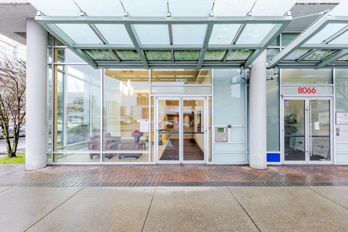 Swimming Pool Photo of 1801 8068 Westminster Highway, Richmond, BC