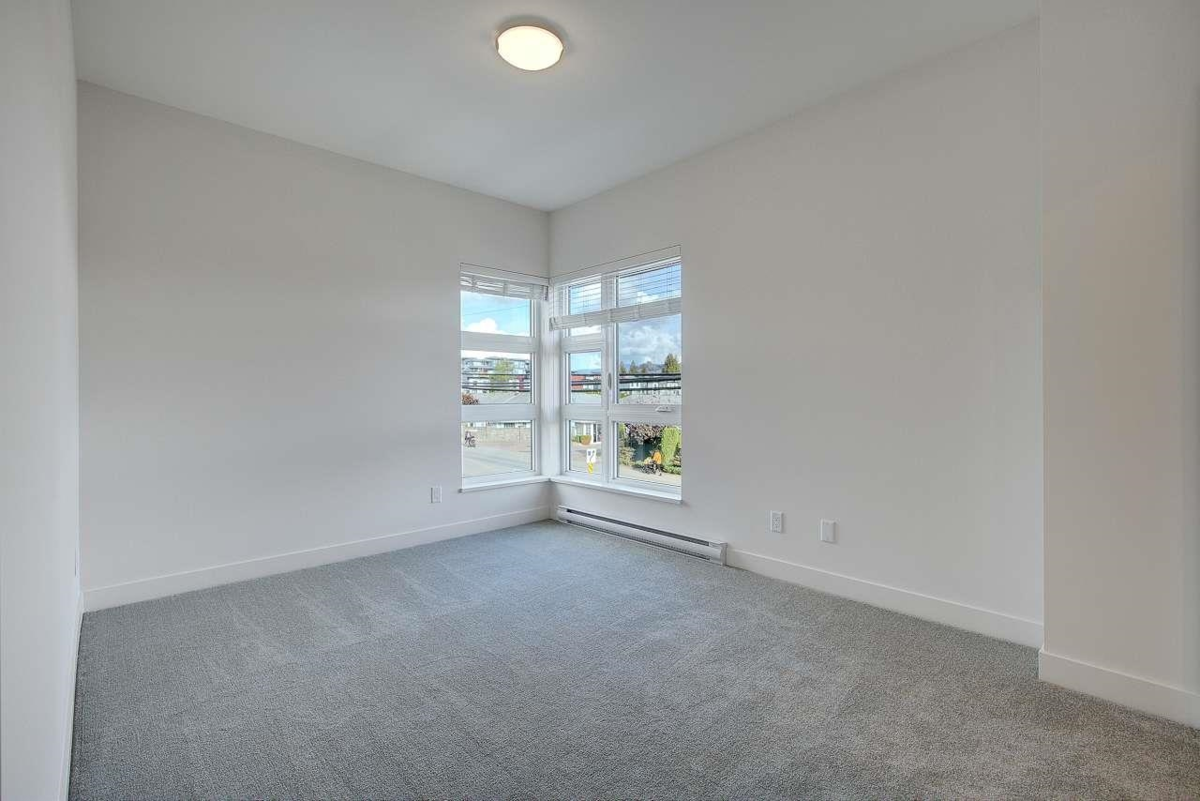 Primary Bedroom Photo of 2 1419 Mccallum Road, Abbotsford, BC