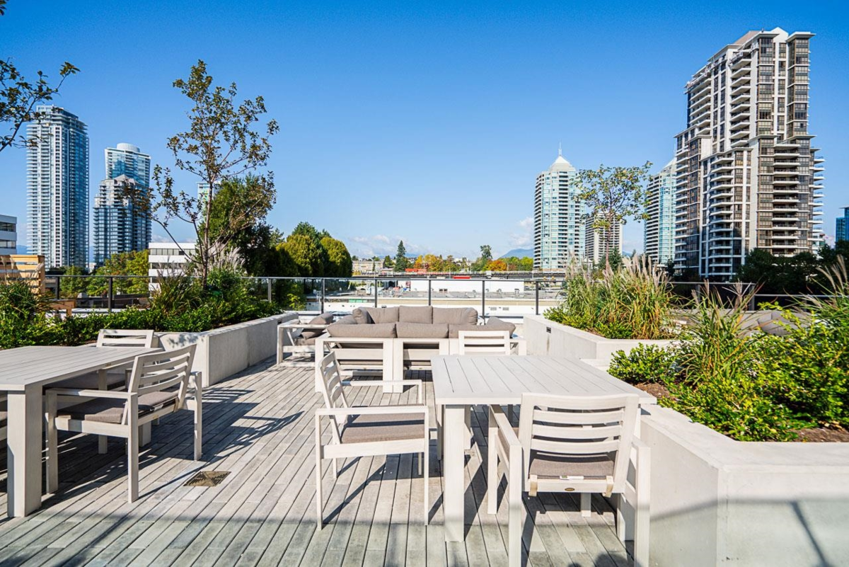 Garage Interior Photo of 3110 2181 Madison Avenue, Burnaby, BC
