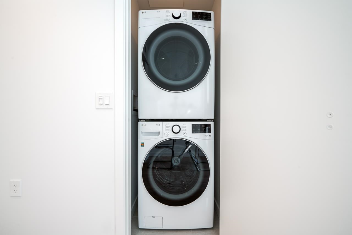 Office / Den Photo of 3110 2181 Madison Avenue, Burnaby, BC