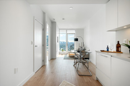 Kitchen Photo of 3110 2181 Madison Avenue, Burnaby, BC