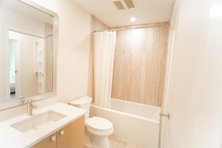 Bedroom 3 Photo of 302 2033 W 10th Avenue, Vancouver, BC