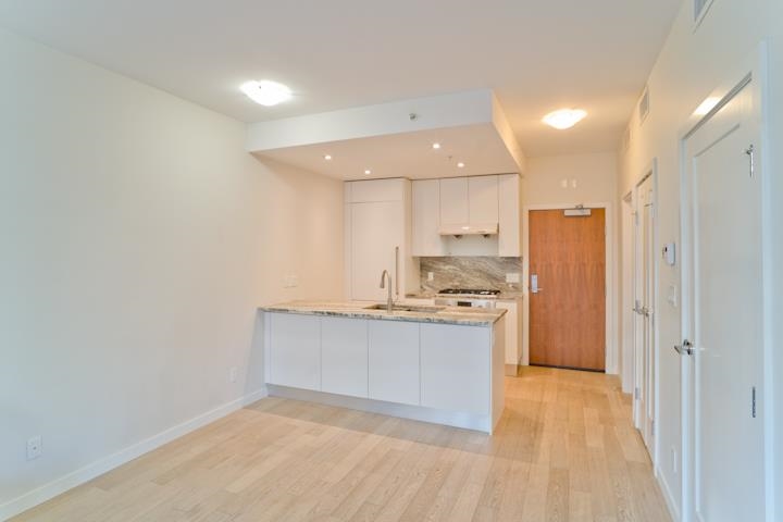 Kitchen Island Photo of 302 2033 W 10th Avenue, Vancouver, BC