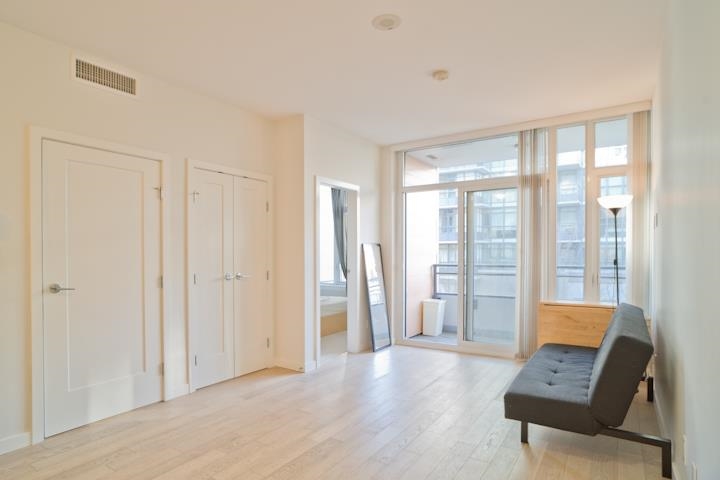 Kitchen Photo of 302 2033 W 10th Avenue, Vancouver, BC