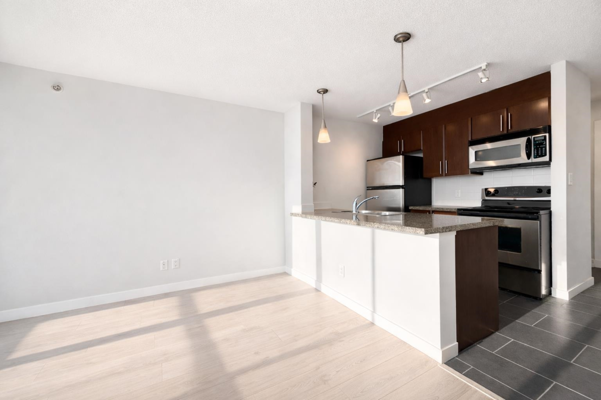 Kitchen Island Photo of 2803 688 Abbott Street, Vancouver, BC