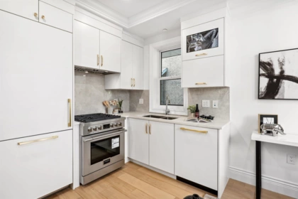 3812 W 15th Avenue, Vancouver, BC