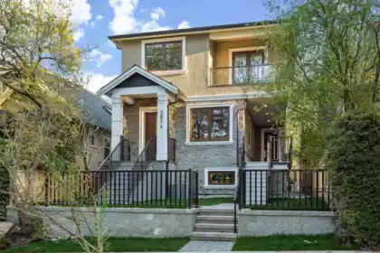 Front exterior of 3812 W 15th Avenue, Vancouver, BC