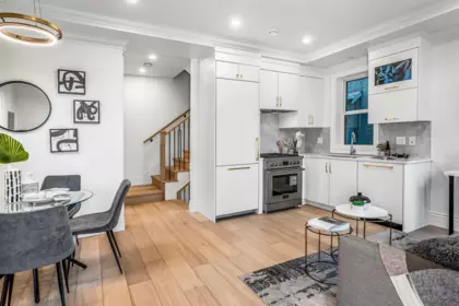 3812 W 15th Avenue, Vancouver, BC