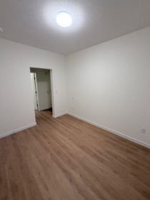 512 14778 106 Avenue, Surrey, BC