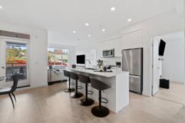 301 808 Gauthier Avenue, Coquitlam, BC