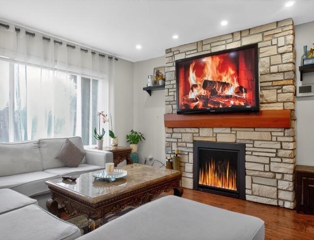 Family Room Photo of 22905 113 Avenue, Maple Ridge, BC