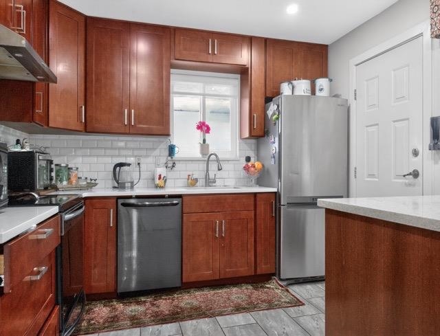 Pantry Photo of 22905 113 Avenue, Maple Ridge, BC