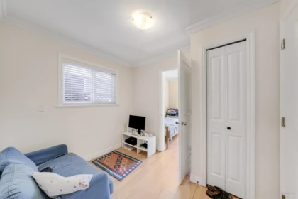 Entry Foyer Photo of 7531 Oak Street, Vancouver, BC