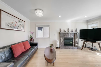 7531 Oak Street, Vancouver, BC