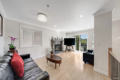 7531 Oak Street, Vancouver, BC