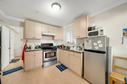 Loft / Bonus Room Photo of 7531 Oak Street, Vancouver, BC