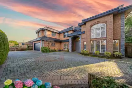 7200 Belair Drive, Richmond, BC, Broadmoor — 6 bed single family residence for sale