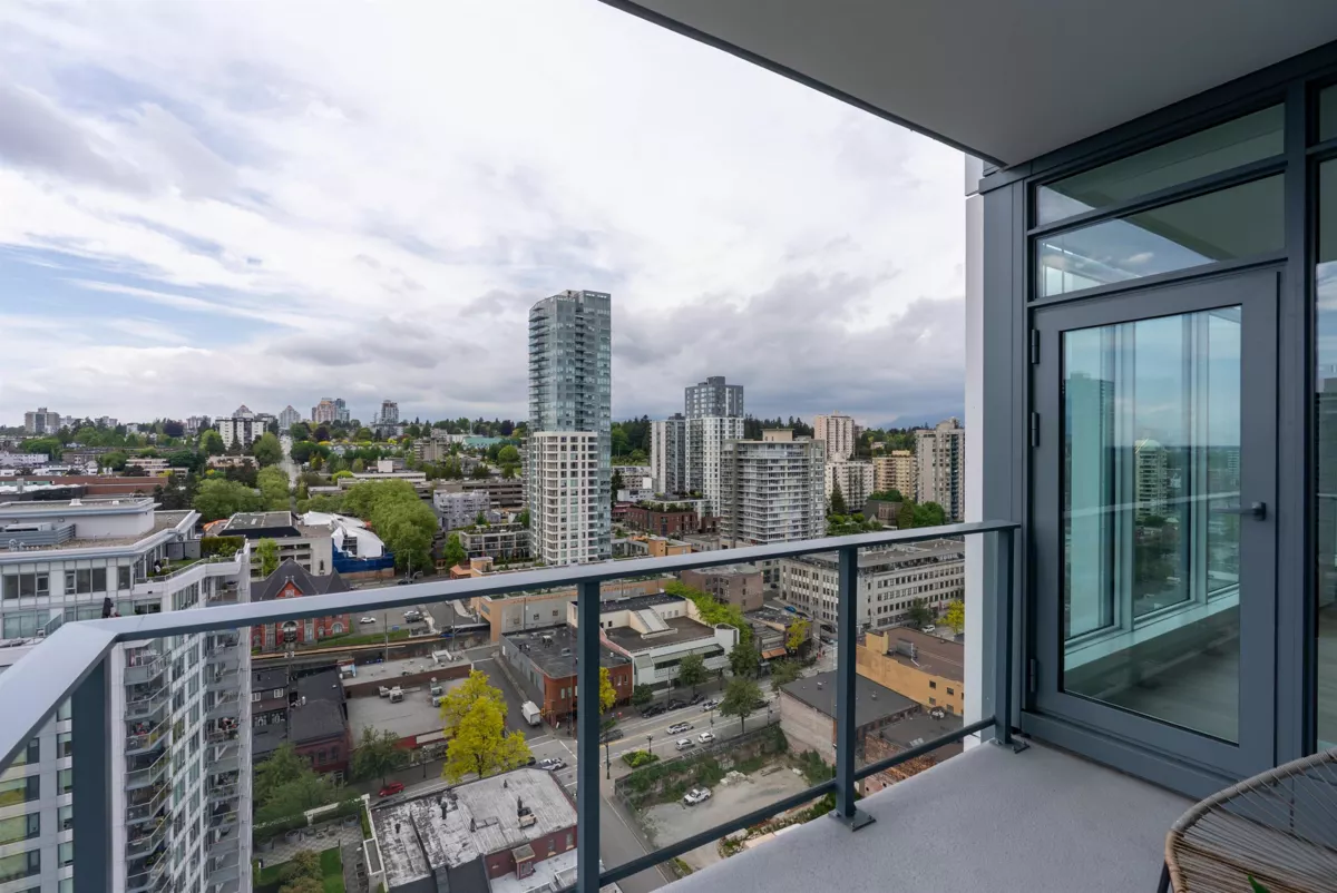 Walk-In Closet Photo of 2104 660 Quayside Drive, New Westminster, BC